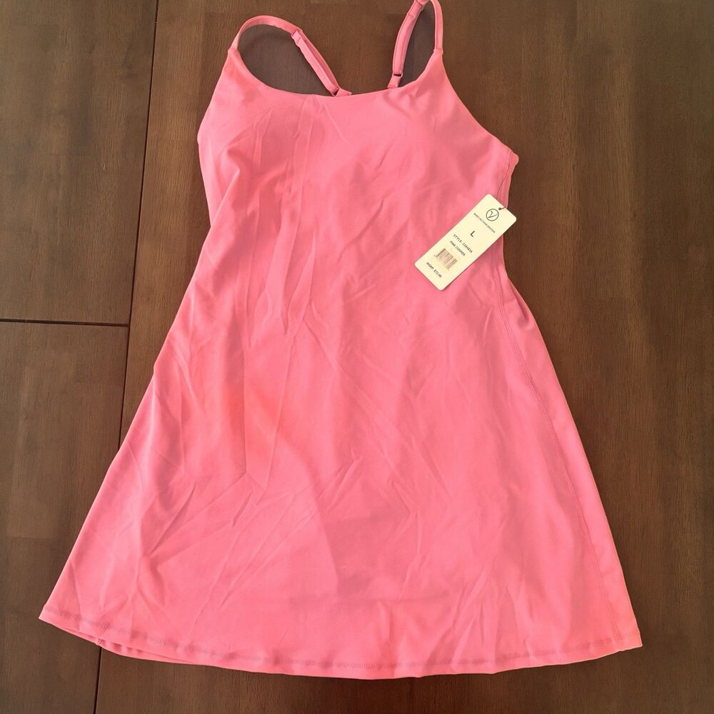 Vogo Athletic Dress Size Large Pink Cosmos Tennis Golf Dress Built In Bra NWT